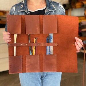 artist roll leather