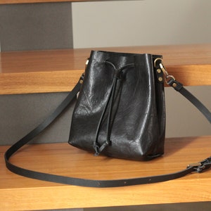 Leather Bucket bag, Valentines Day gift, Cross body bag full grain leather with adjustable strap shoulder bag