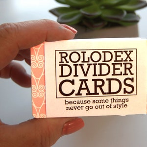 Mini Rolodex Dividers - 1 litera na kartę - wzór wielokolorowy