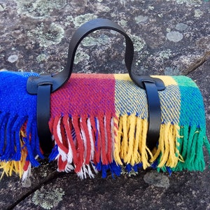 Original genuine leather carrier by AlterSkin