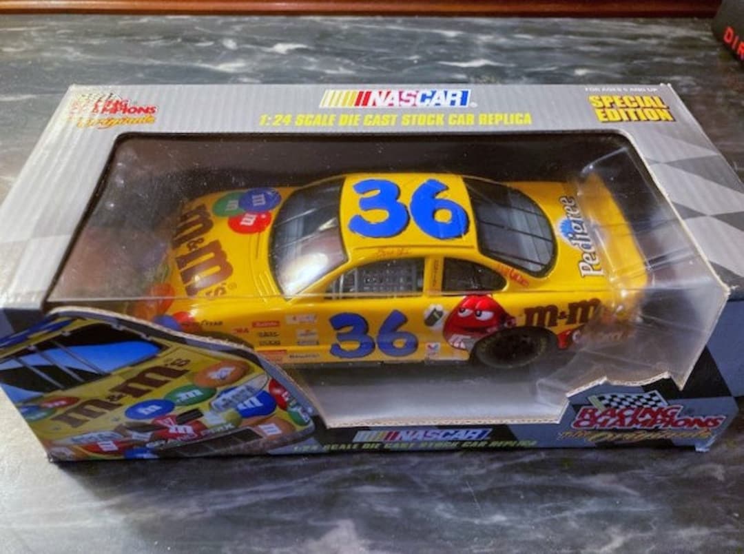 NASCAR 1:24 Scale Diecast – Racing Champions - #36 Ernie Irvan