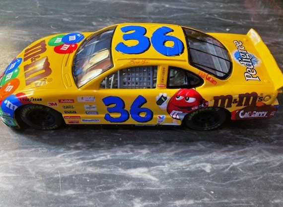 NASCAR 1:24 Scale Diecast – Racing Champions - #36 Ernie Irvan