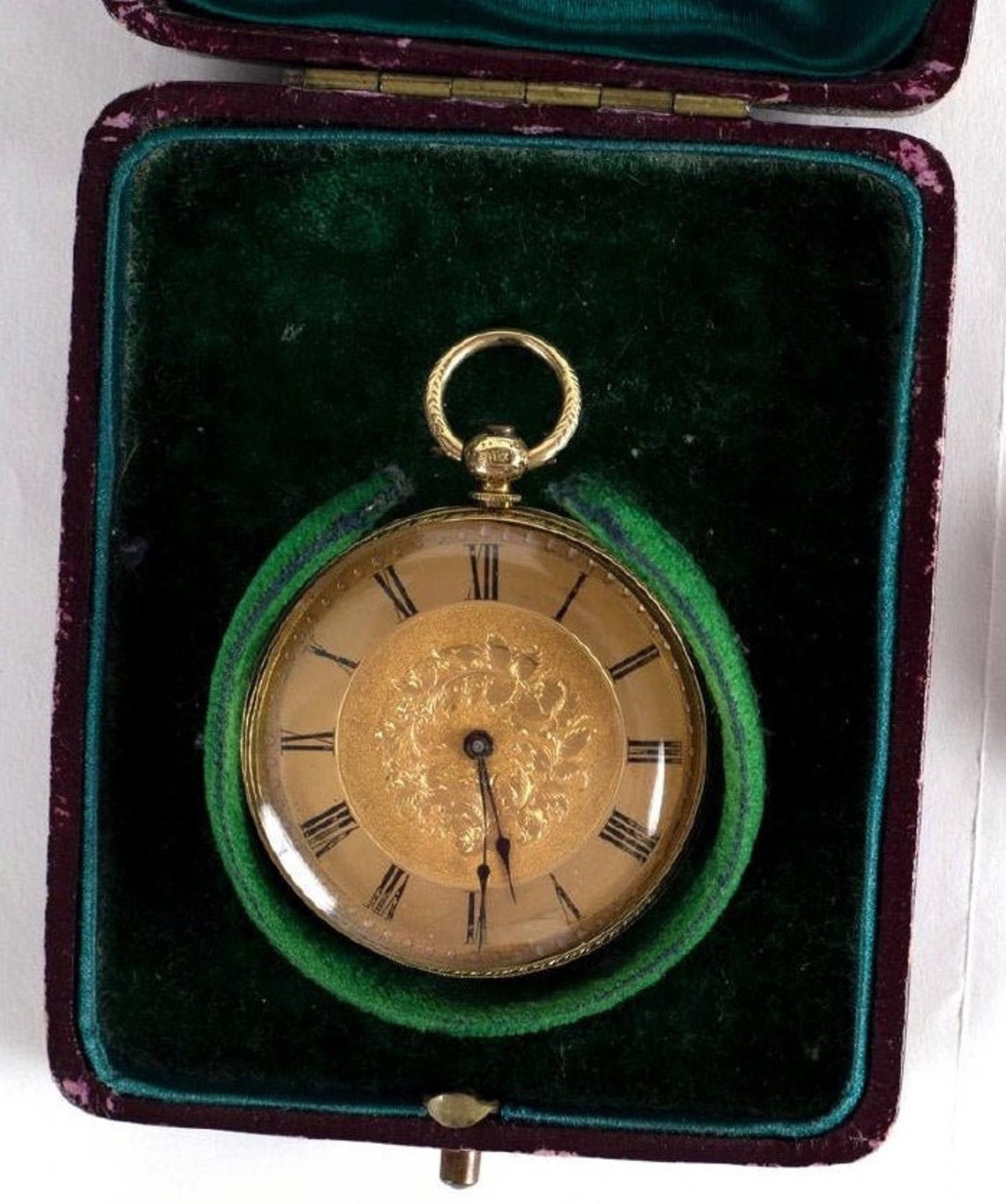 Old fashioned deals timepiece