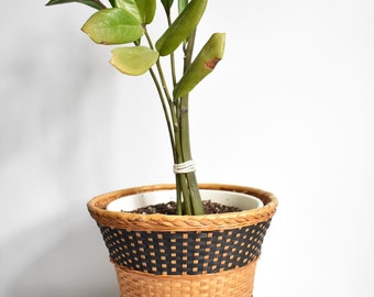 Vintage Woven Wicker Checkerboard Basket Planter, Rattan Round Decorative, Small Wastebasket  (BAS86)