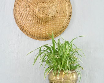 Vintage Asian Woven Wicker Hat, Chinese Rickshaw Hat, Farmer Hat, Sun Hat, Woven Wicker Wall Decor, Boho Bohemian (BAS68)