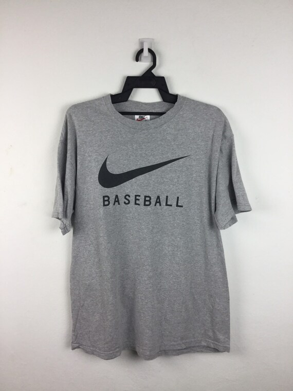 t shirt nike baseball