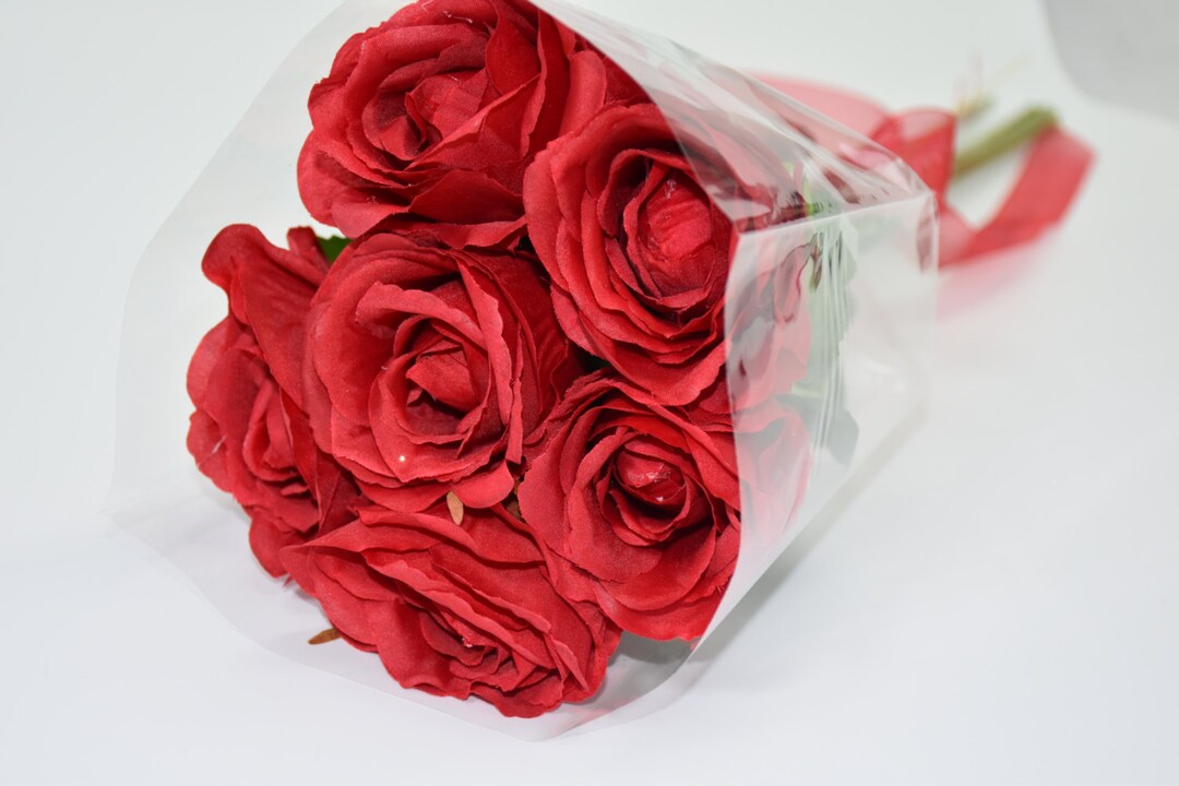Beautiful 6 Valentine Day Silk Red Rose Bouquet Gift With Sparkling ...