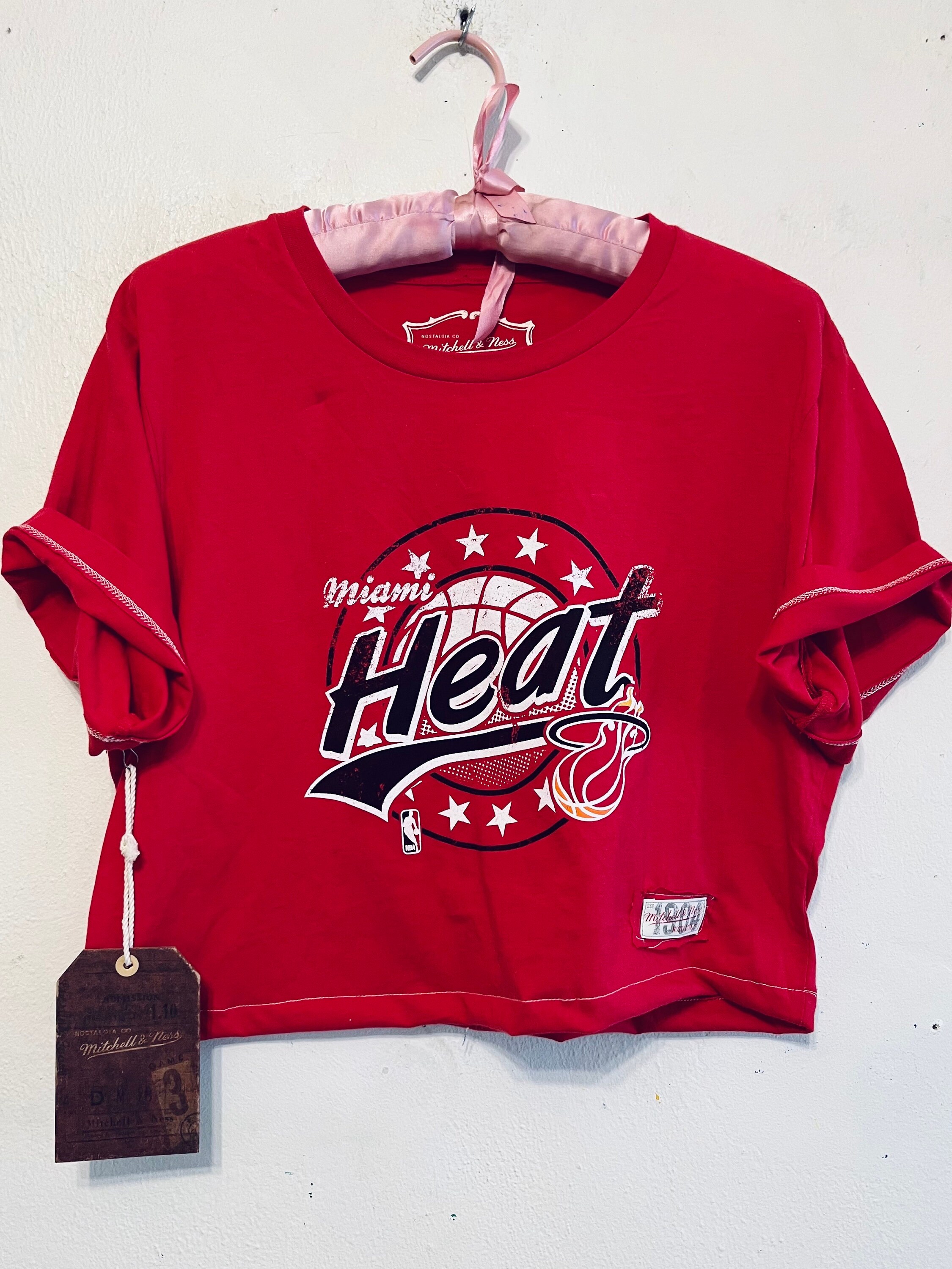 Mitchell & Ness Miami Heat Oversized Logo T-Shirt Vintage White