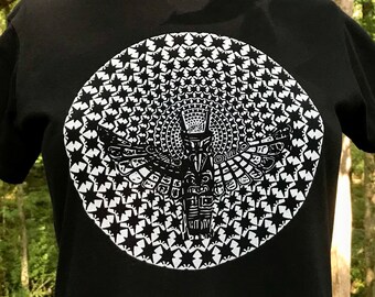 Tótem del Fénix - Diseño Original - Camiseta Gráfica Serigrafiada para Mujer - Estampada a Mano - Meditación Visual de Renovación