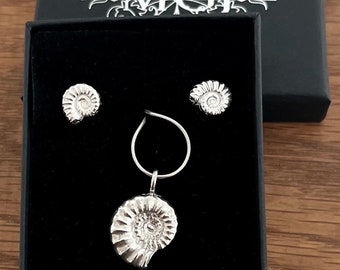 Silver ammonite jewellery set, Ammonite jewellery set, Ammonite jewellery set, silver Ammonite necklace and studs