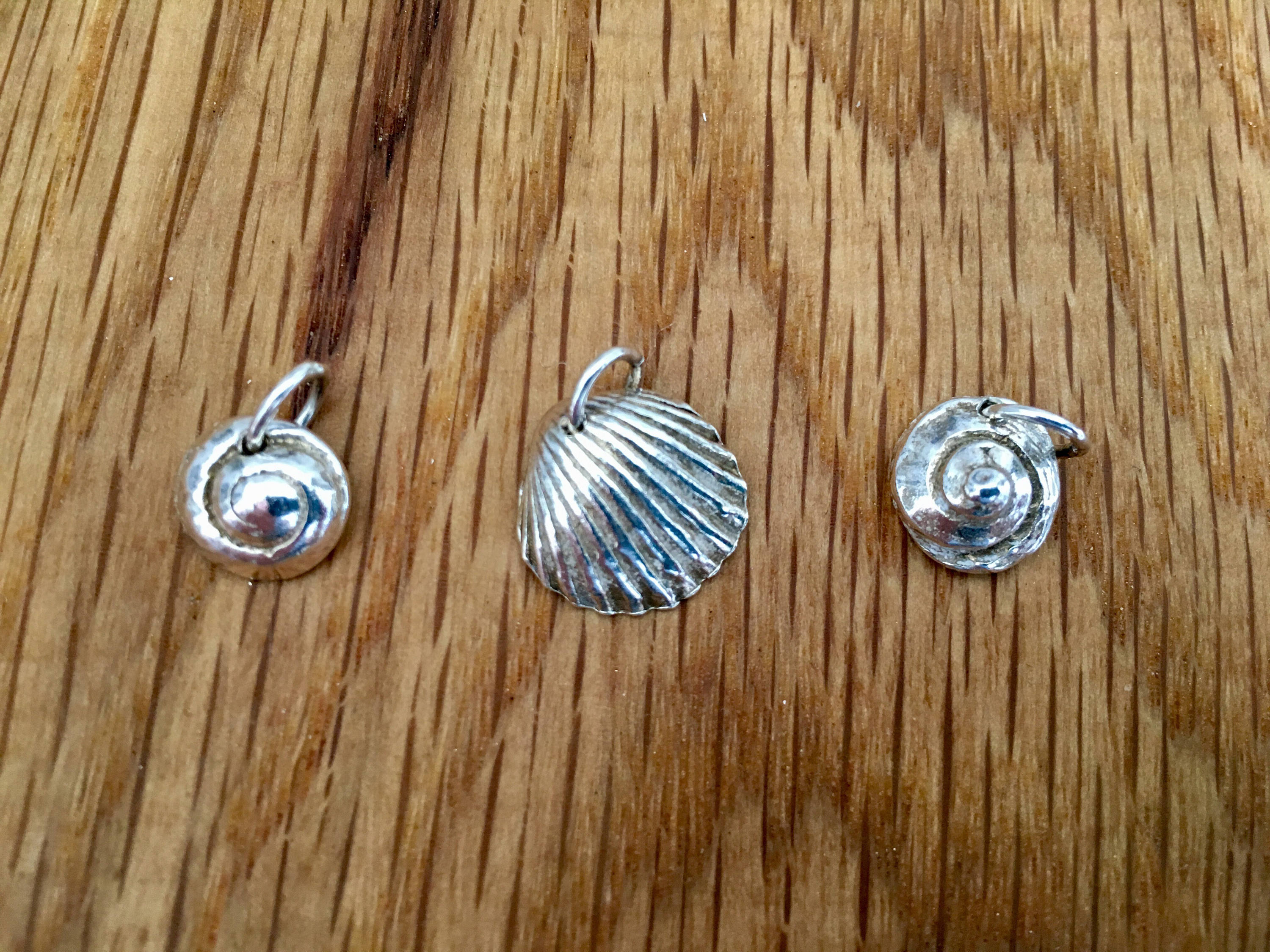 Small Silver seashell pendant, Pure silver shell, Seashell necklace
