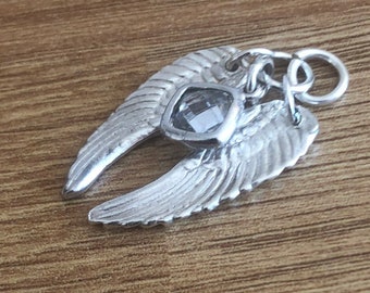 Silver angel wings necklace, silver angel wings pendant, angel wing pendant, Angel Wing Necklace, silver, swarovski, handmade, unique