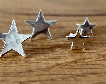 Hammered silver star studs, hammered star studs, Silver star stud earrings, star earrings, large star stud earrings