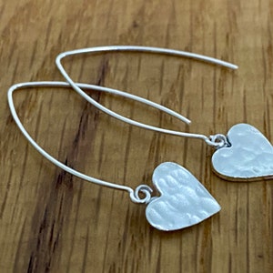 Hammered silver heart drop earrings, simple Silver heart drop earrings, heart drop earrings, handmade heart drop earrings