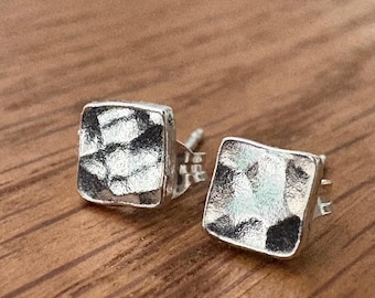 Small silver square studs, square studs, Silver square earrings, square earrings, Pure silver, stud earrings, silver studs, silver squares