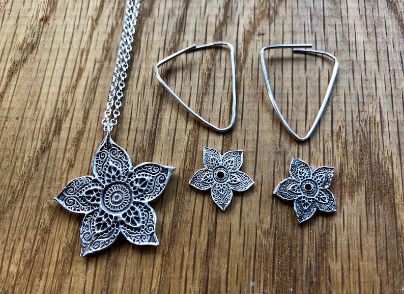 spinning Mehndi Beautiful Handmade Silver Henna Flower pendant and drop spinning earring set spinning earrings earrings silver henna