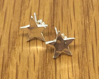 Small silver star studs, star studs, Silver star earrings, star earrings, Pure silver stud earrings, silver studs, silver stars,small studs