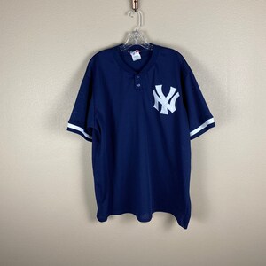 Vintage Majestic New York Yankees Baseball Jersey Shirt Vintage Majestic New York Yankees Baseball Jersey Shirt