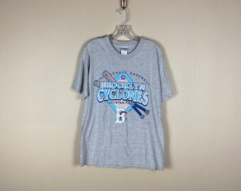 Camiseta vintage de los Brooklyn Cyclones (talla mediana), años 2000, ligas menores de Nueva York, paseo marítimo de Coney Island, Biggie Smalls, 2001, parque Keyspan