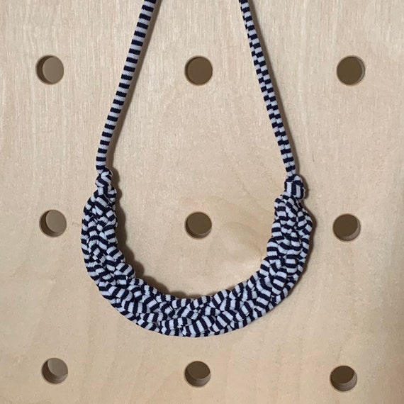 Stellen Curve necklace: Blue stripy chunky statement necklace made with navy blue & white Tshirt yarn
