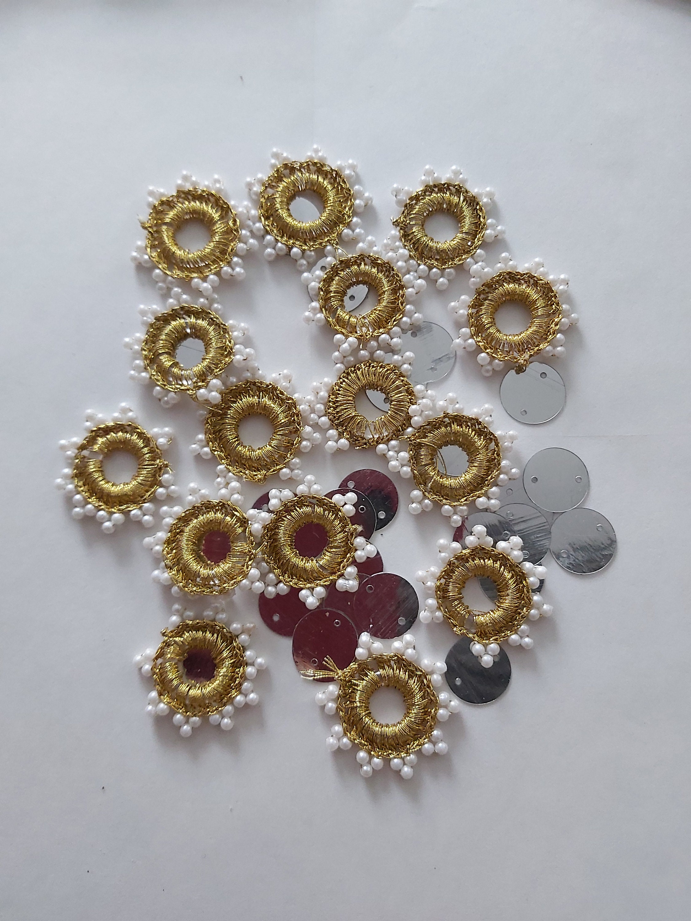 50 X Gold Crochet Mirror Rims With Cream Beads + 50 Foil Mirrors for ...