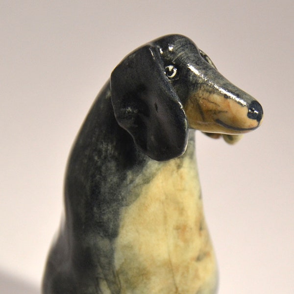 Adorable Dashing Dachshund winebottle stopper breather