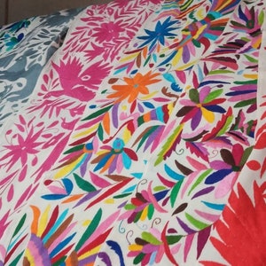 Hand Embroidered Otomi Table Runner: Mexican Folk Art Decor