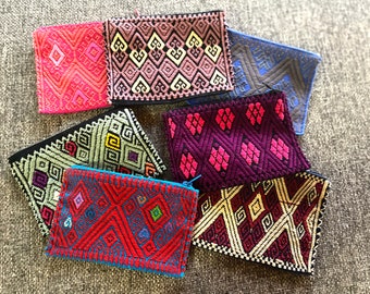 Mexican Small party favors / handwoven zipper pouch l / made on a backstop loom / boho zip pouch / gipsy zip pouch / / makeup bag / monedero