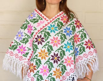 Poncho mexicano tejido a mano para mujer