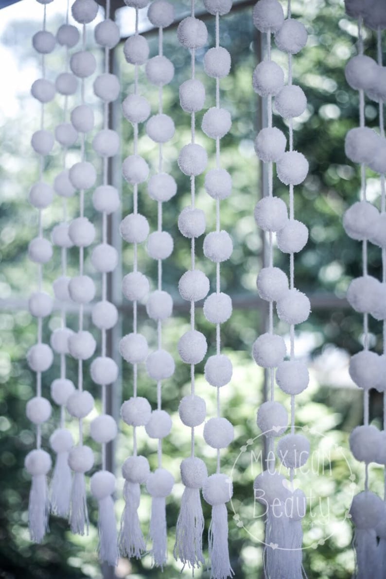 All White Pom pom Garland / White Pompom Garland / Christmas Etsy