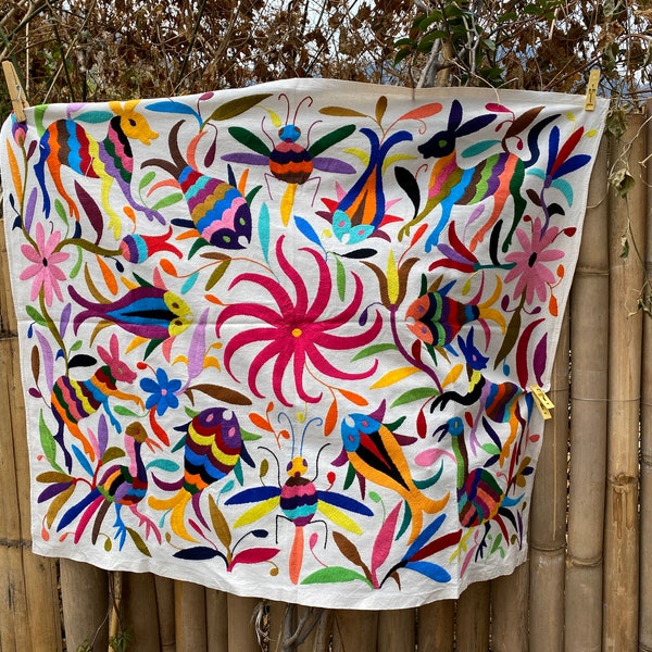 Otomi Wall Hanging  / Tenango Multicolored Embroidery / Wall Décor