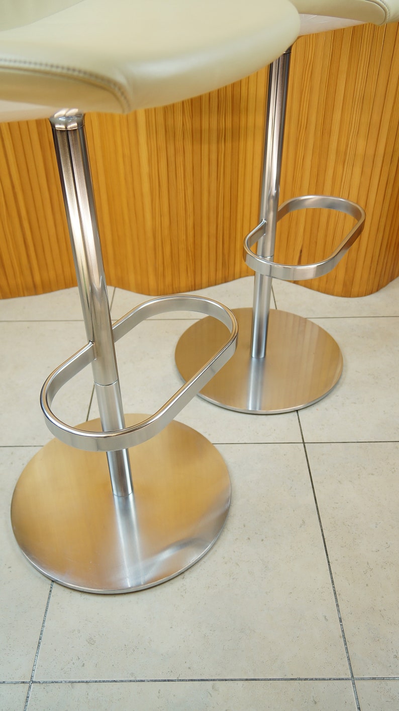 Pair Of Cream Leather Walter Knoll Turtle Swivel Bar Counter 50