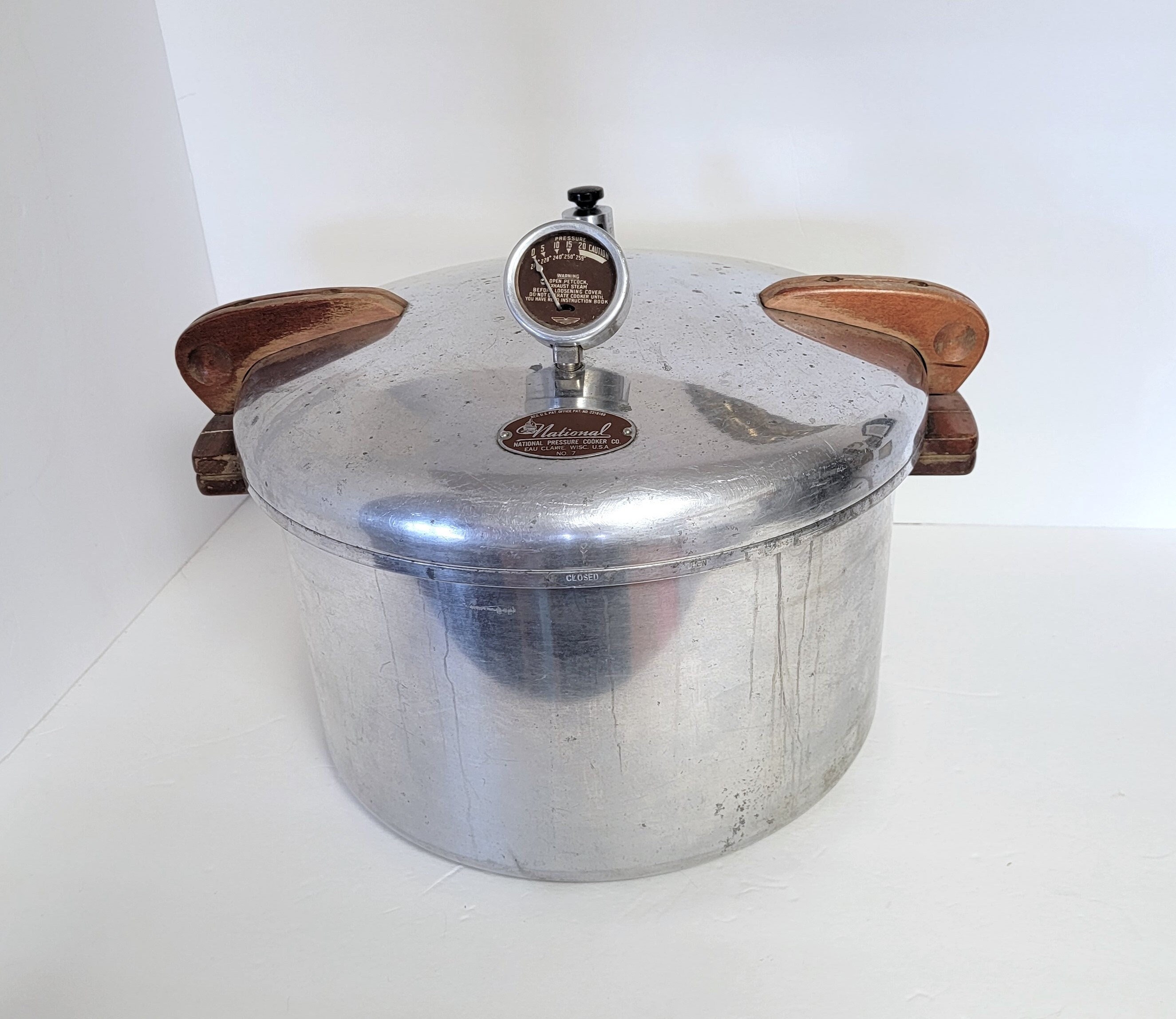 Vintage Magic Seal 21 Pressure Cooker Canner Stove Top Canning Pot Rack
