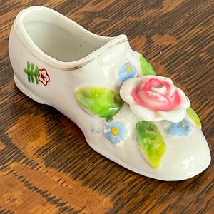 Vintage Mini White Porcelain Shoe – Floral Detail, Marked Japan