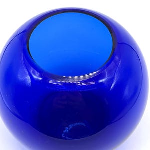 Vintage Cobalt Blue Blown Glass Vase| Round Art Glass Bud Vase| Hand Blown Glass | Small Blue Vase w/Pontil Mark| Home Decor| Free US Ship