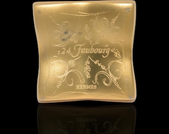 Hermés 24 Fauborg Bijou Vergoldetes Etui mit dem Original duftenden Parfümpulver Rare Vintage