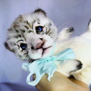 OOAKハンドメイドアルパカタイガー：コレクター向けテディアートドール