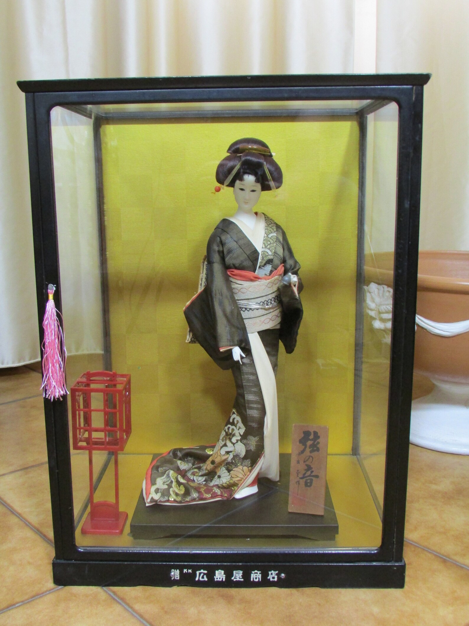 Vintage Japanese Geisha Doll in Glass Case Etsy UK