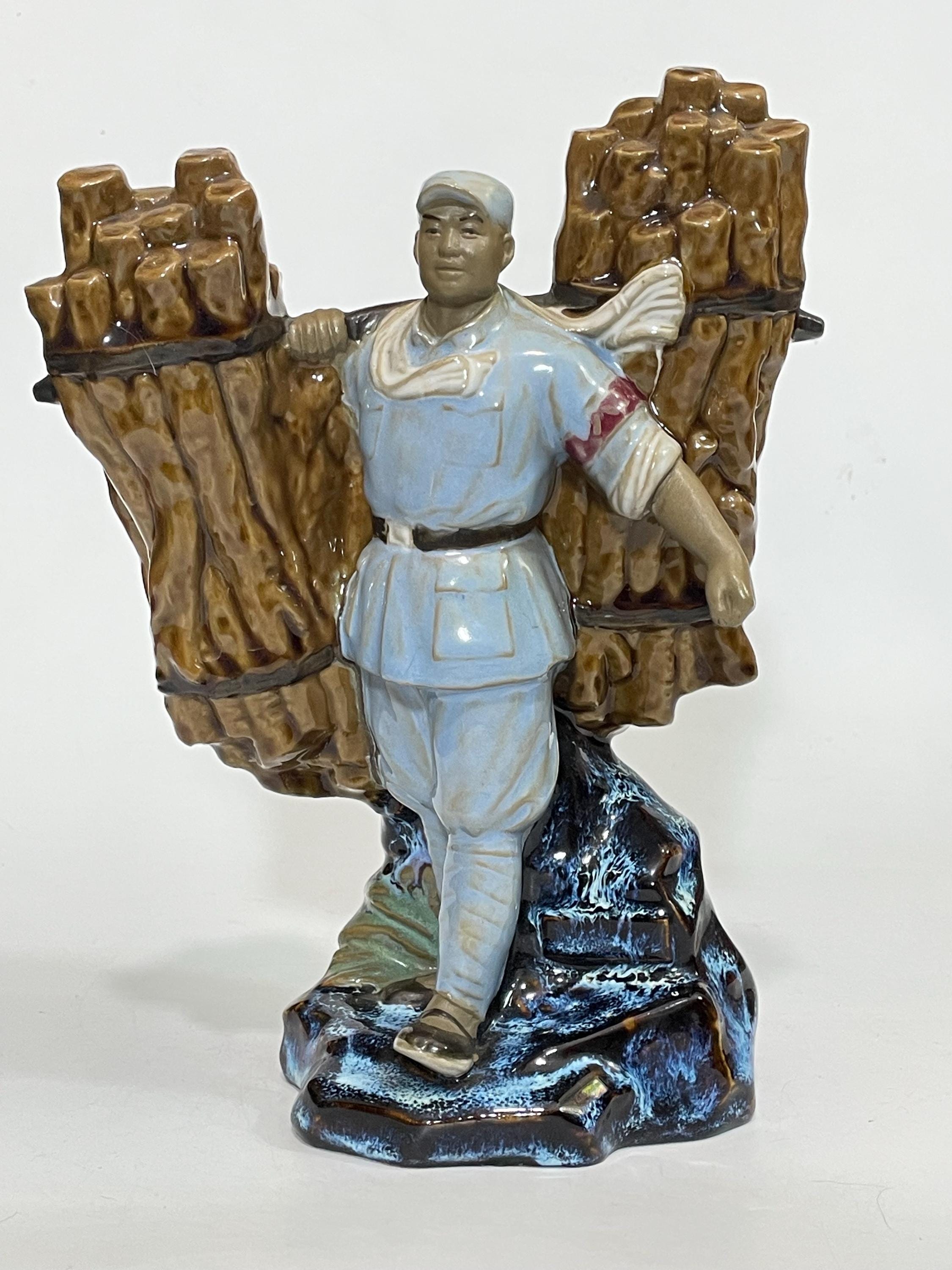 文化大革命時代の兵士を象った中国の陶器像 - Etsy 日本