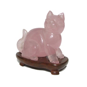 Chinese rose quartz cat statue