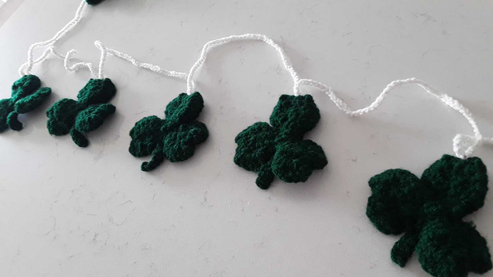 St. Patricks Day Kleeblatt Girlande - Filz Dekorati Produktbild-Vorschau 3