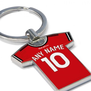 Personalised Football Shirt Keyring - Man Utd Fan Keyring, 25/26 and previous Kits. Any player! Football Keychain, Great Present Idea