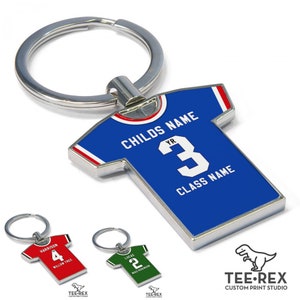 ¡Llavero personalizado de camiseta de fútbol de regreso a la escuela! ¡Cualquier equipo, cualquier nombre, clase y color! Llavero de fútbol personalizado para mochila escolar. Etiqueta de nombre