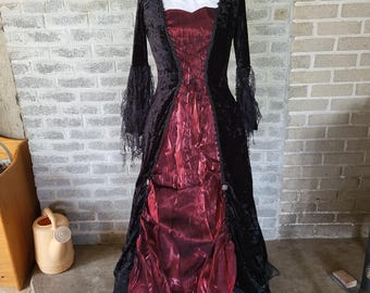 Women's 19th century Costume, Red and Black, Tall Size Medium