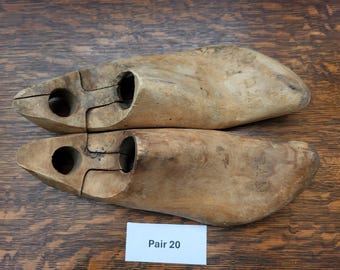 Antieke houten leest, paar, heren 6C