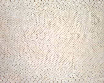 Genuine Leather Off-White Alligator-Embossed Half Hide 13 sq. ft.