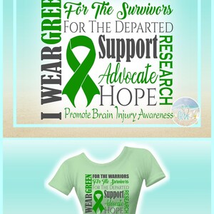 以下が含まれることがあります： ライトグリーンのTシャツ。ダークグリーンの啓発リボンと「I WEAR GREEN FOR THE WARRIORS, For The Survivors, FOR THE DEPARTED, Support, Advocate, HOPE, RESEARCH, Promote Brain Injury Awareness」という文字がプリントされています。