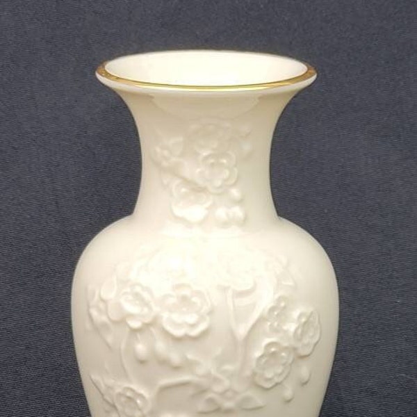 Ming Vase Etsy