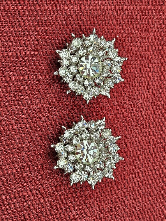 Vintage Crystal Rhinestone Starburst Snowflake Sun