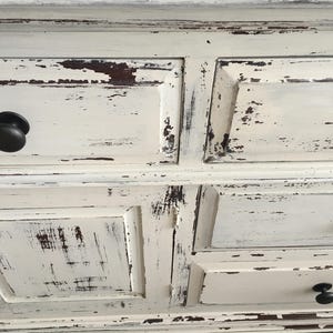 SOLD . Large Farmhouse 9 Drawer Dresser or Buffet made by Broyhill Chippy White Distressed Furniture image 3